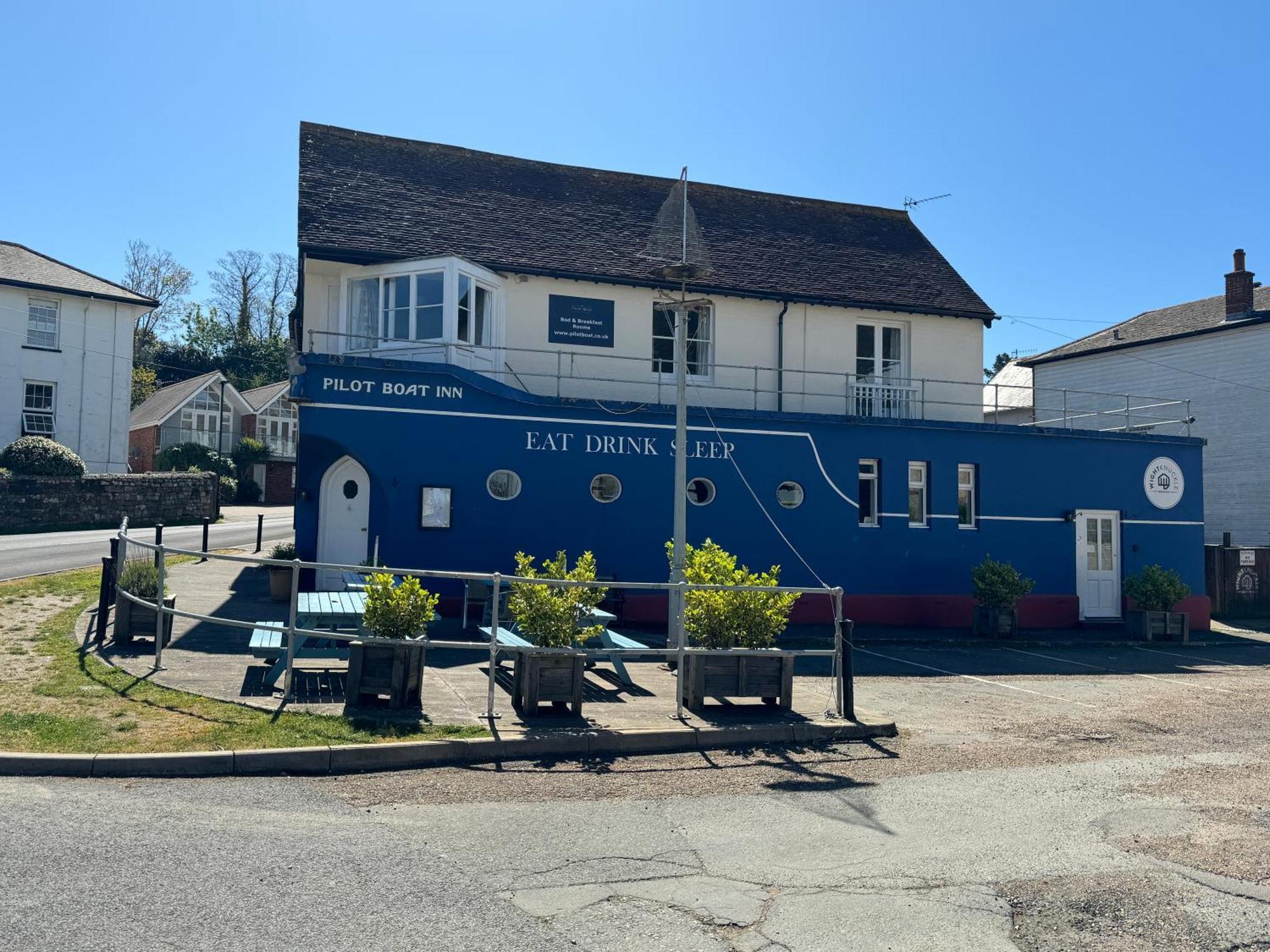 The Pilot Boat Inn, Isle Of Wight Бембридж Екстериор снимка