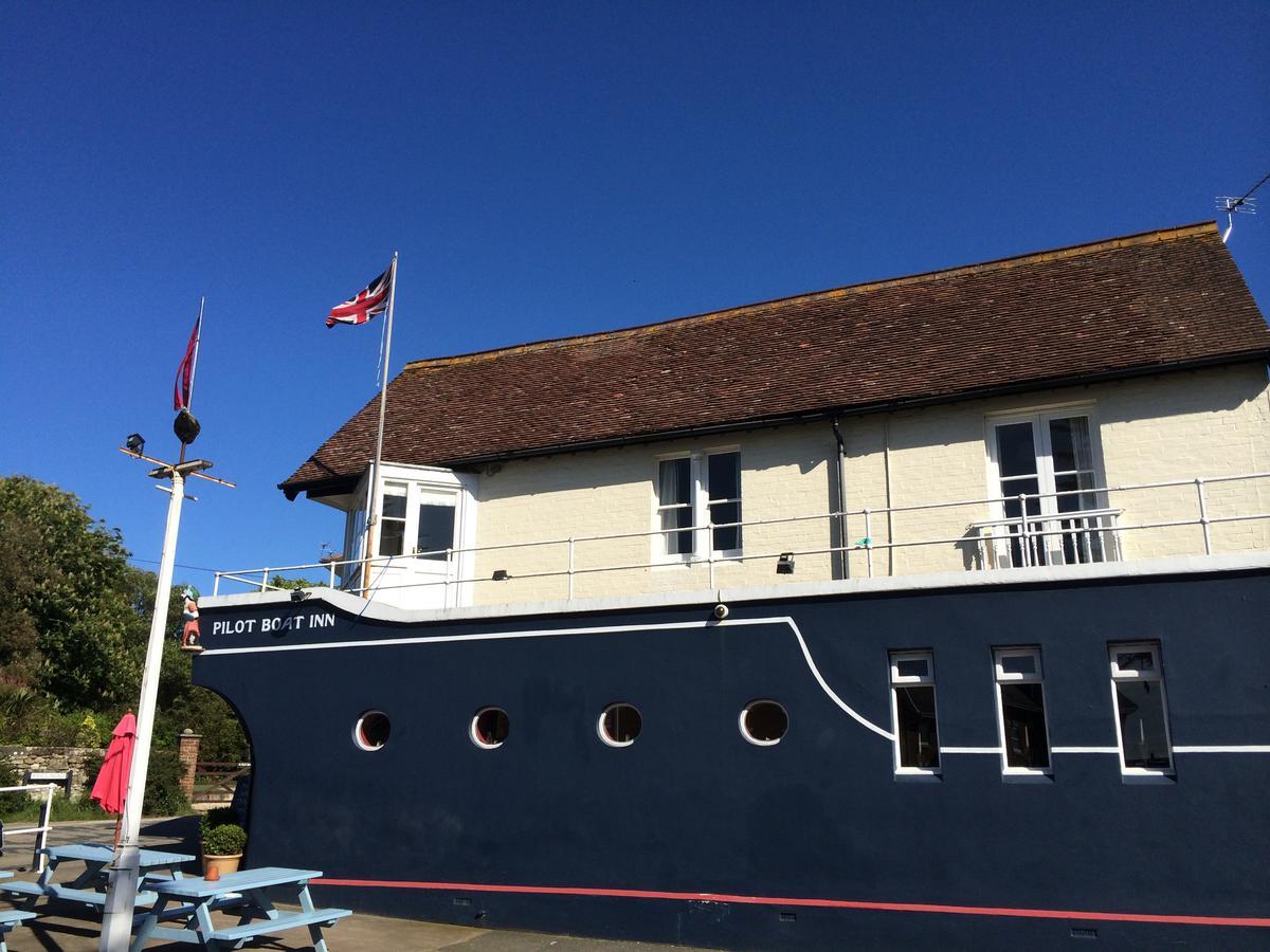 The Pilot Boat Inn, Isle Of Wight Бембридж Екстериор снимка