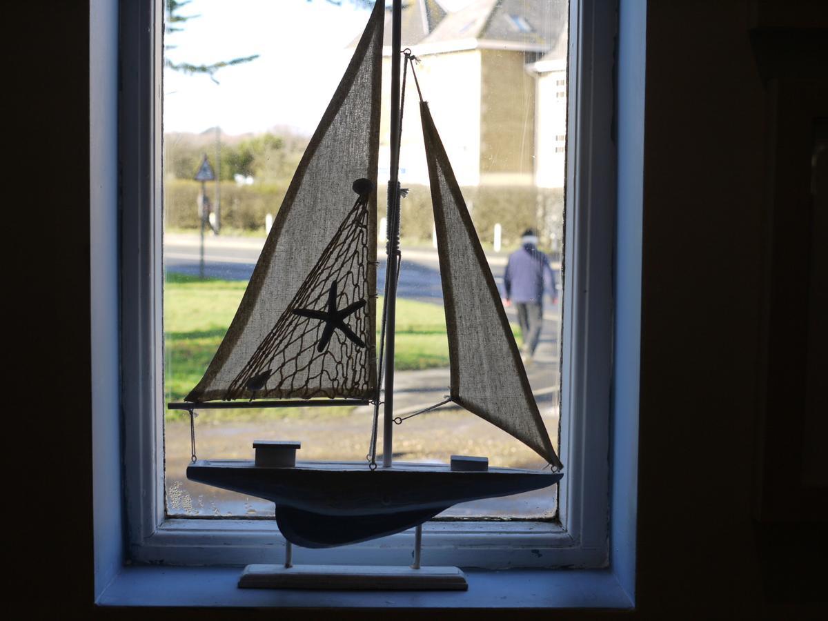 The Pilot Boat Inn, Isle Of Wight Бембридж Стая снимка